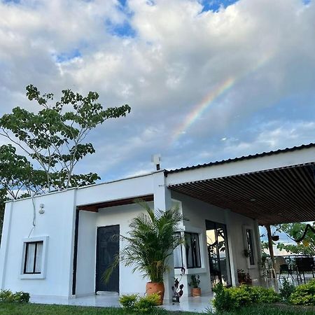 Cabana Campestre Con Piscina En La Hacienda Napoles Doradal Kültér fotó